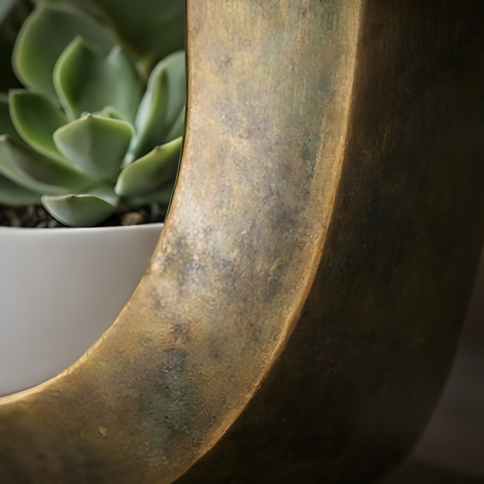 Elysian Cat Sculpt Planter