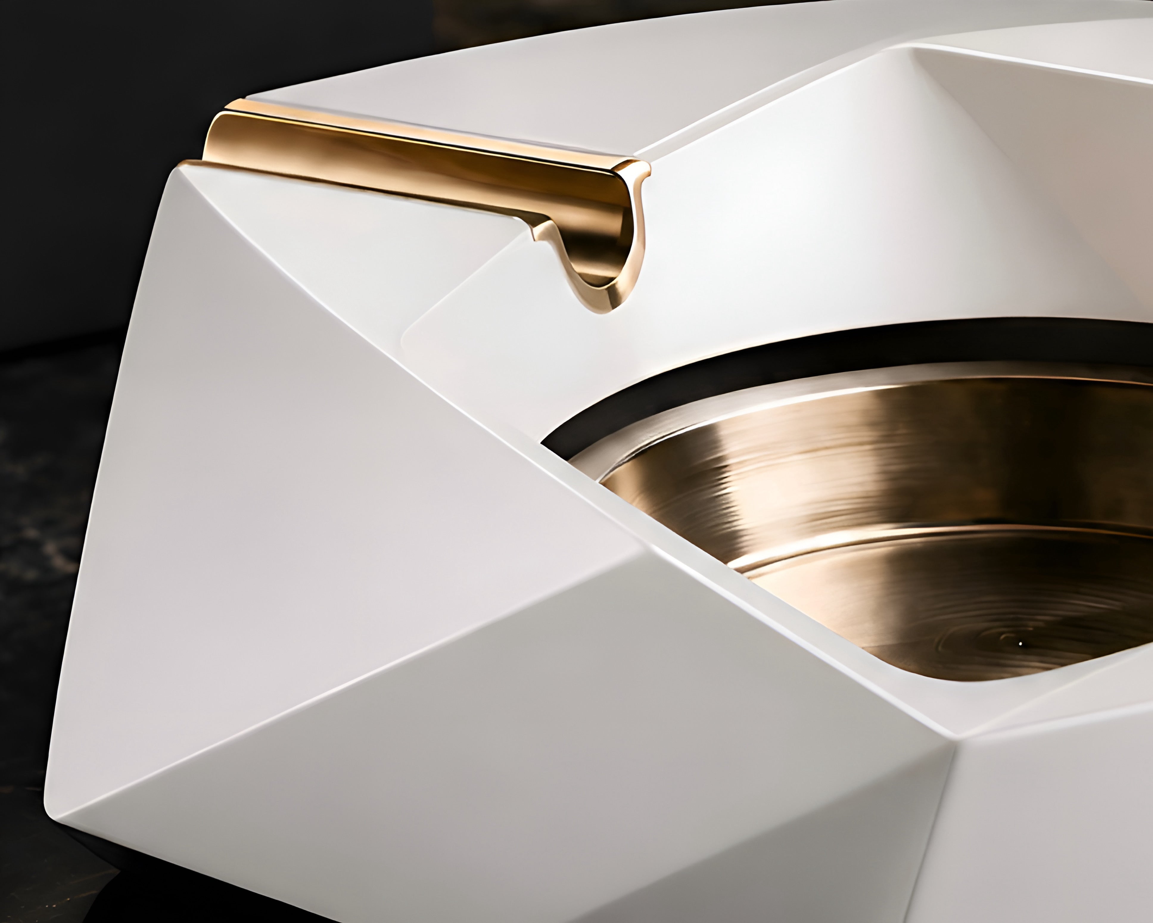 Monolith Ashtray
