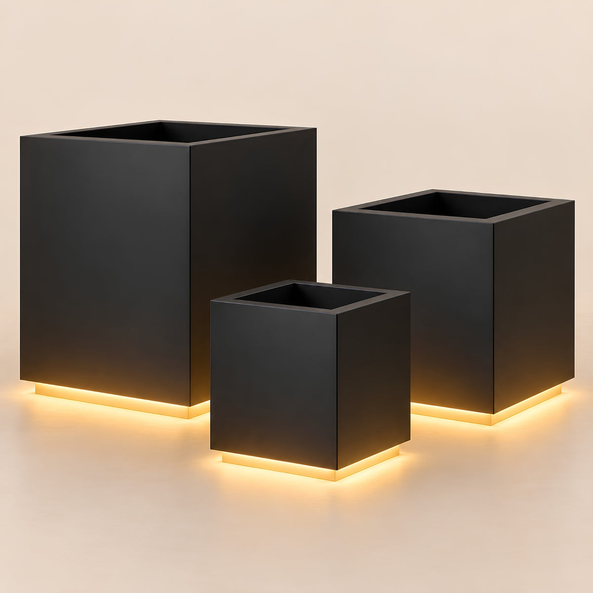 ILLUMINATED SQUARE OUTDOOR PLANTER SET