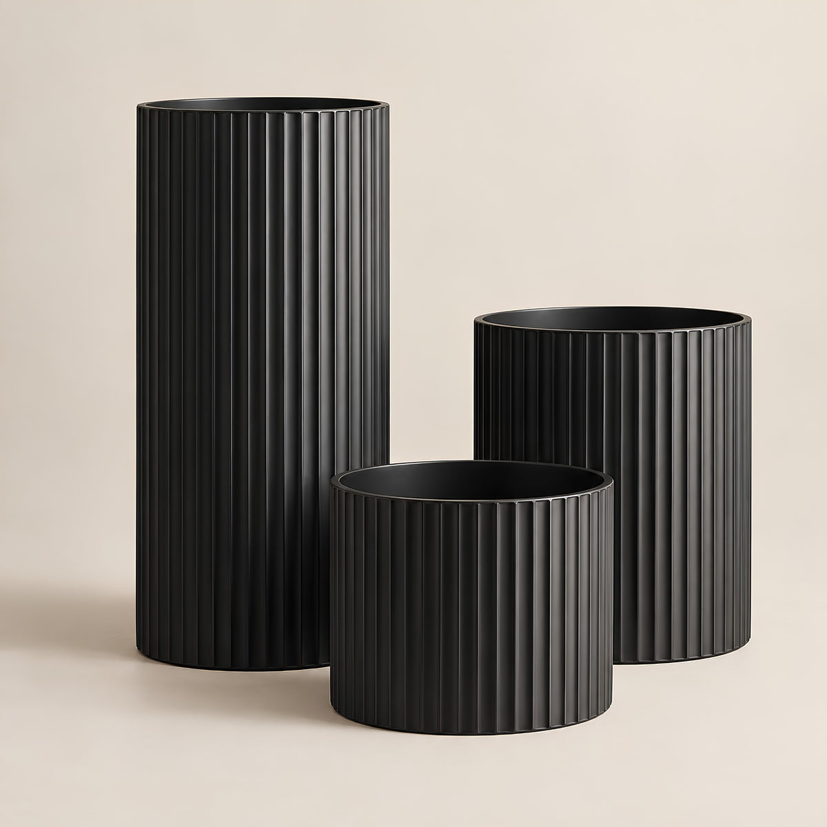 RIBBED CYLINDRICAL OUTDOOR PLANTER SET