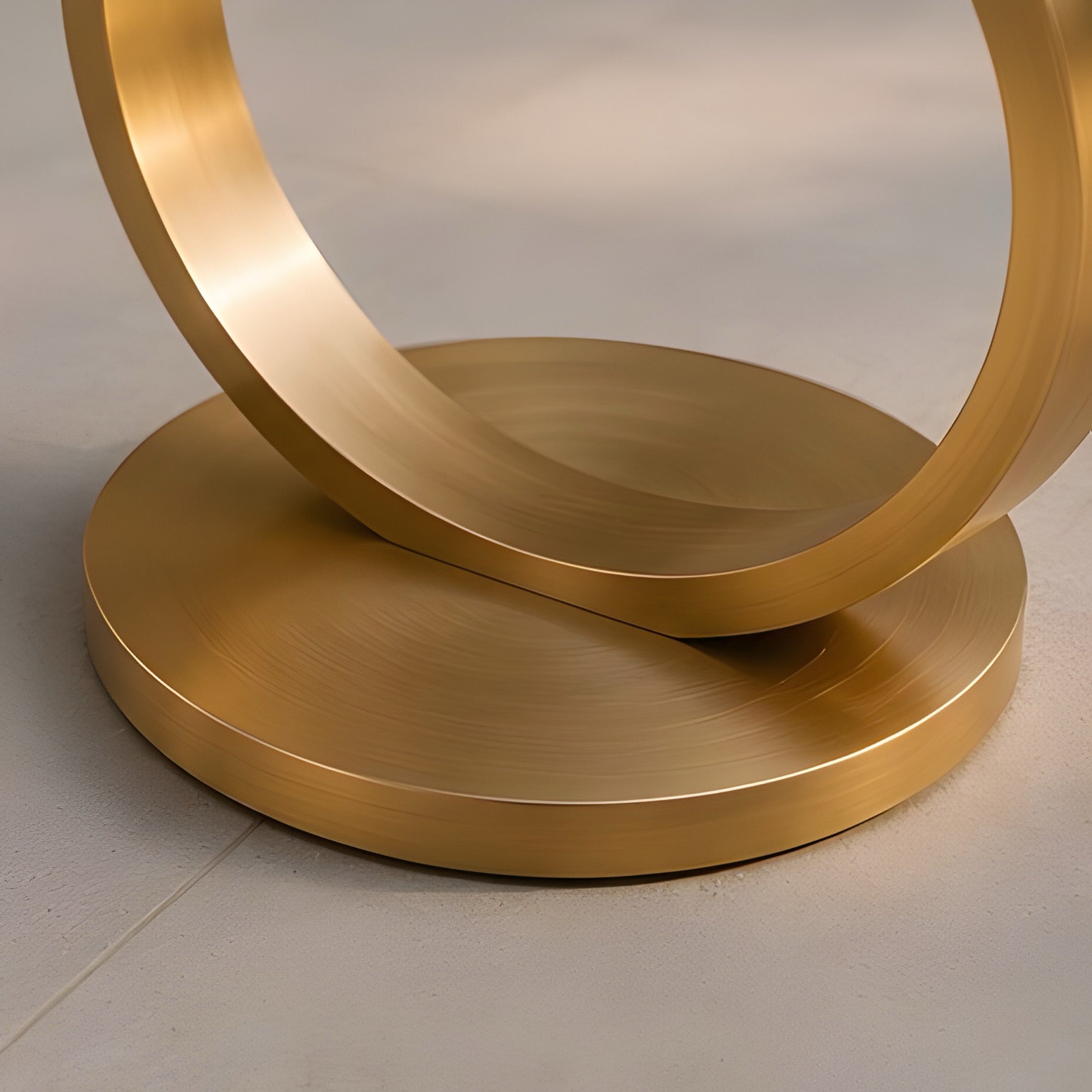 Celestia Sculptural Plant Stand