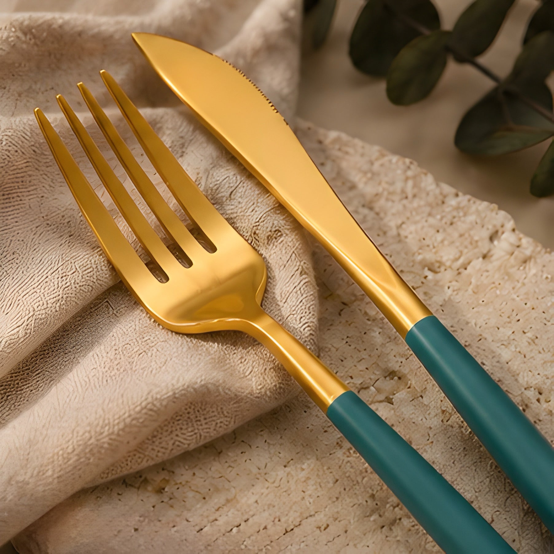Solis Dining Series