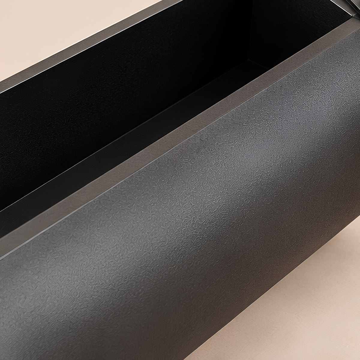 CYLINDRICAL OUTDOOR PLANTER