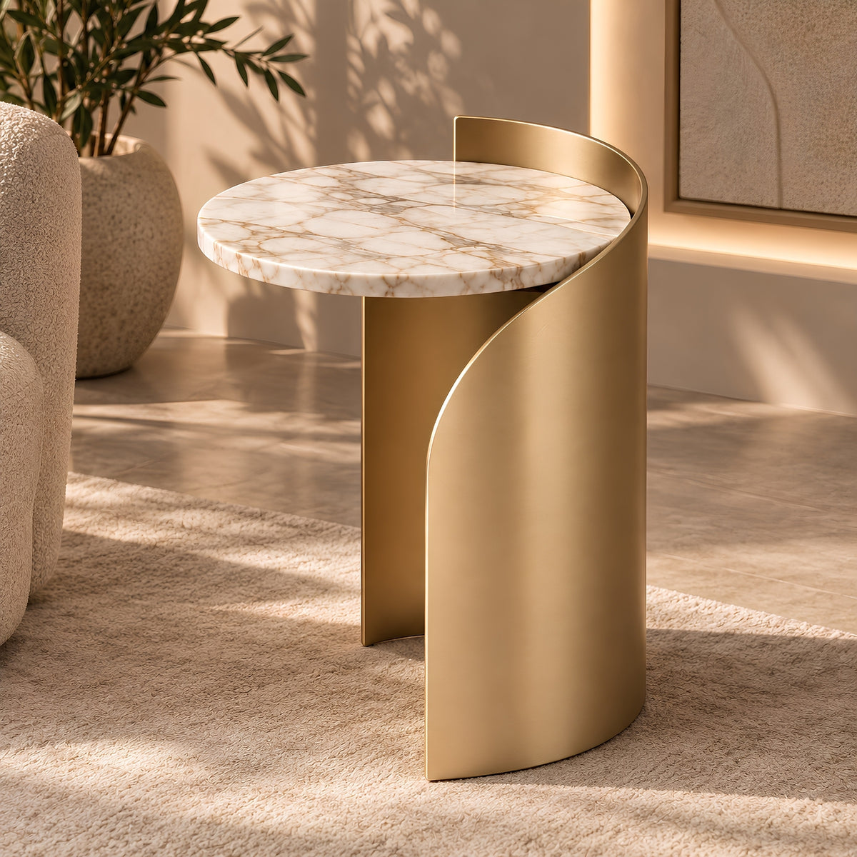 CURVED ACCENT SIDE TABLE