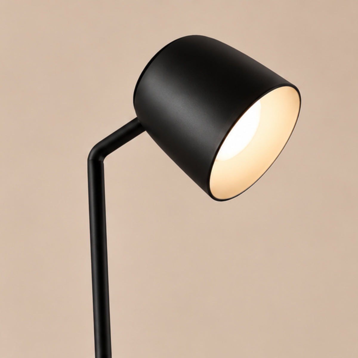 MODERN BLACK DOUBLE-HEAD FLOOR LAMP