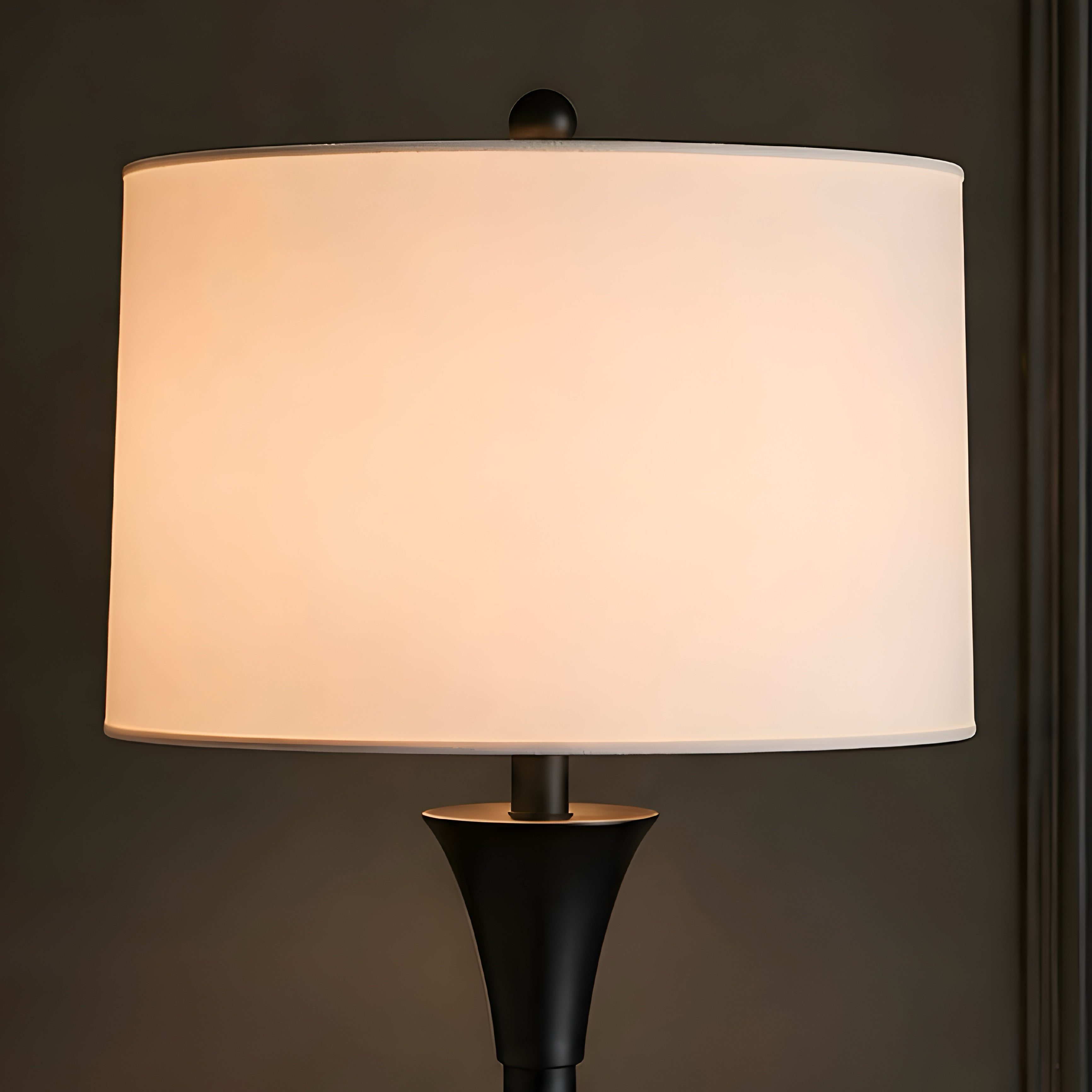Noir Classic Column Floor Lamp