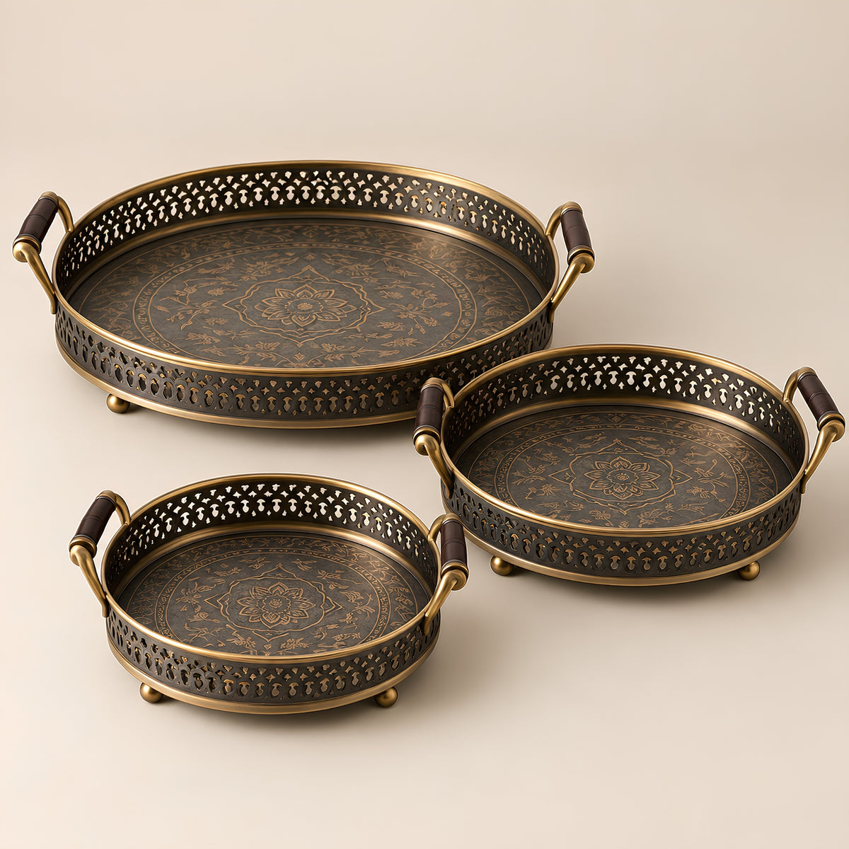 VINTAGE FILIGREE ROUND TRAY SET
