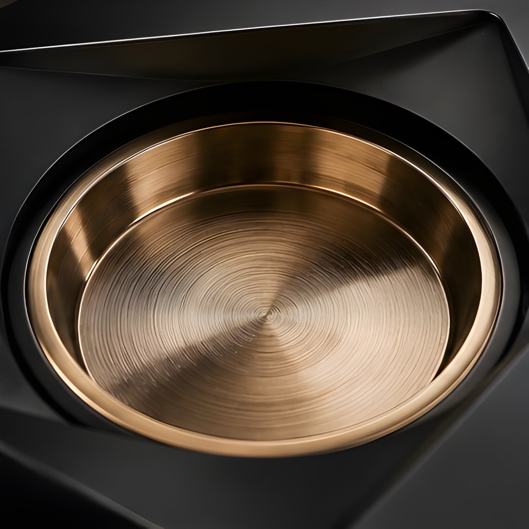 Monolith Ashtray