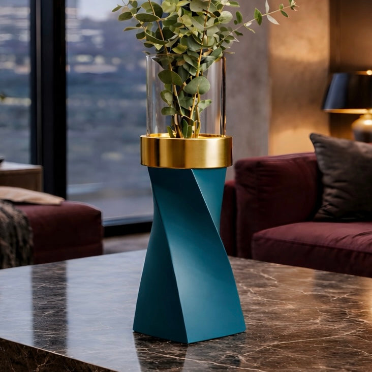 NOIR TWIST VASE