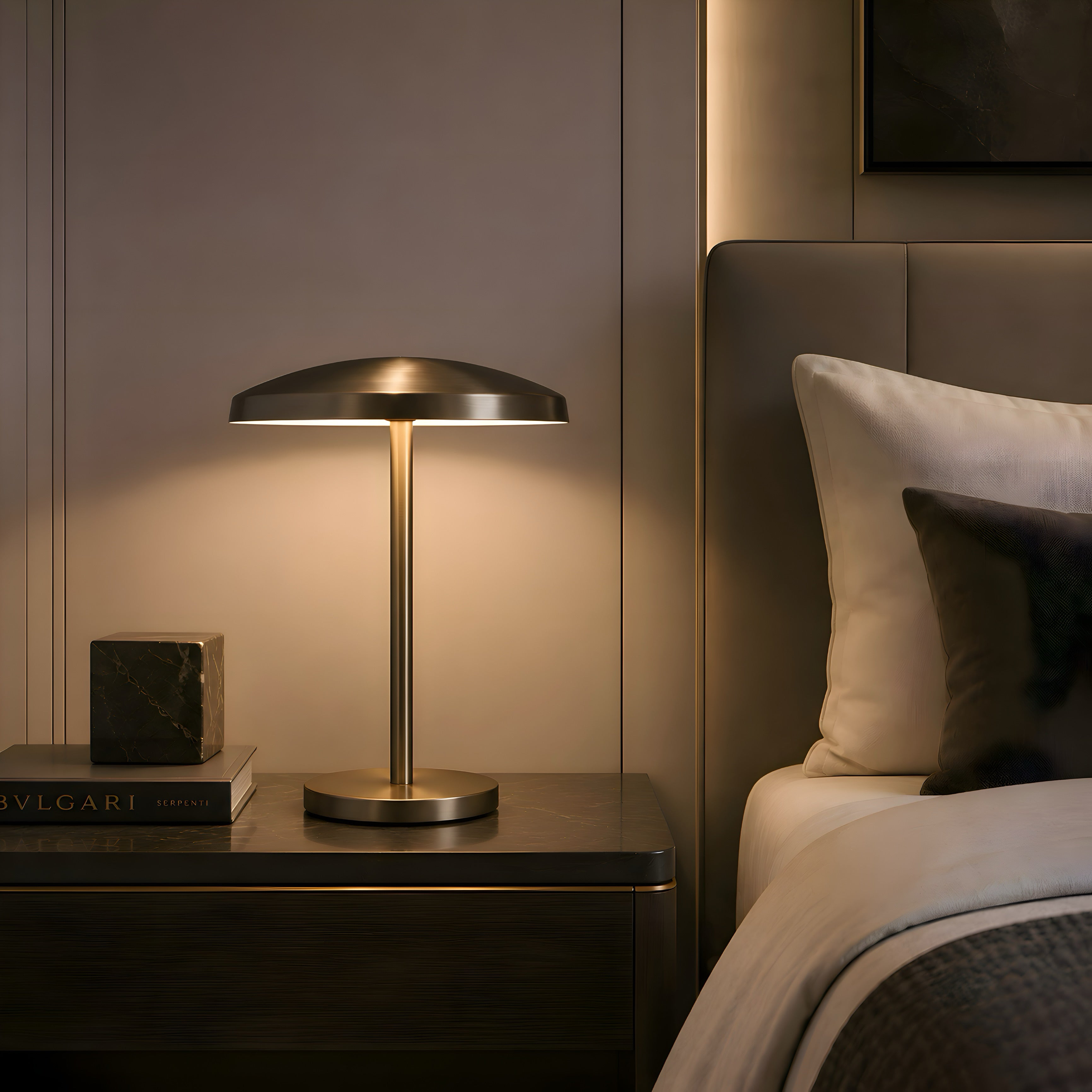 NOCTRA TABLE LAMP