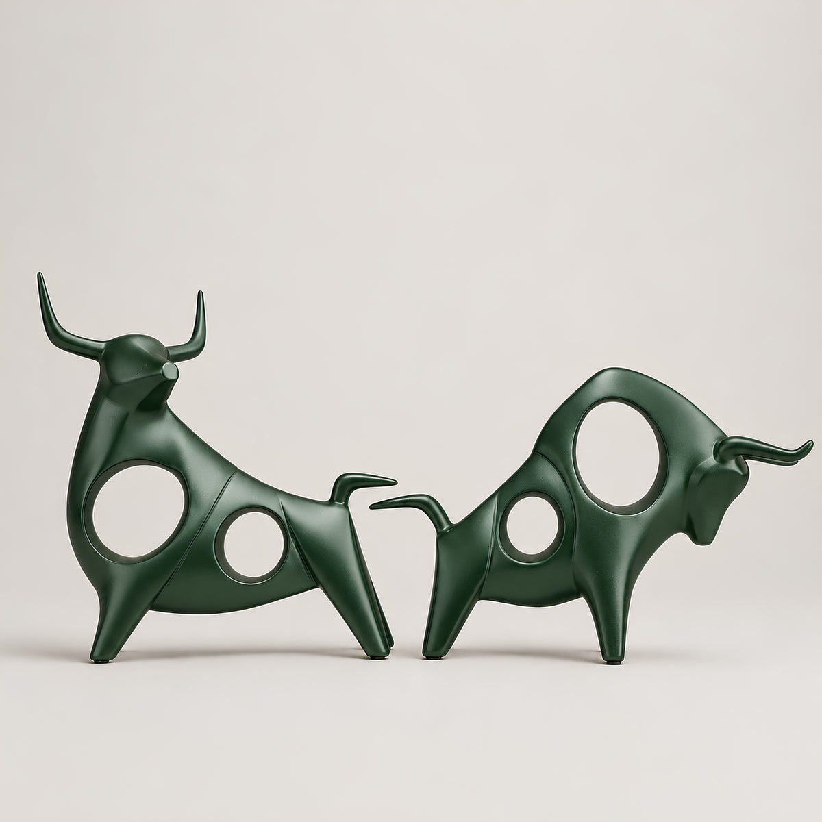 ABSTRACT BULL DECORATIVE SET