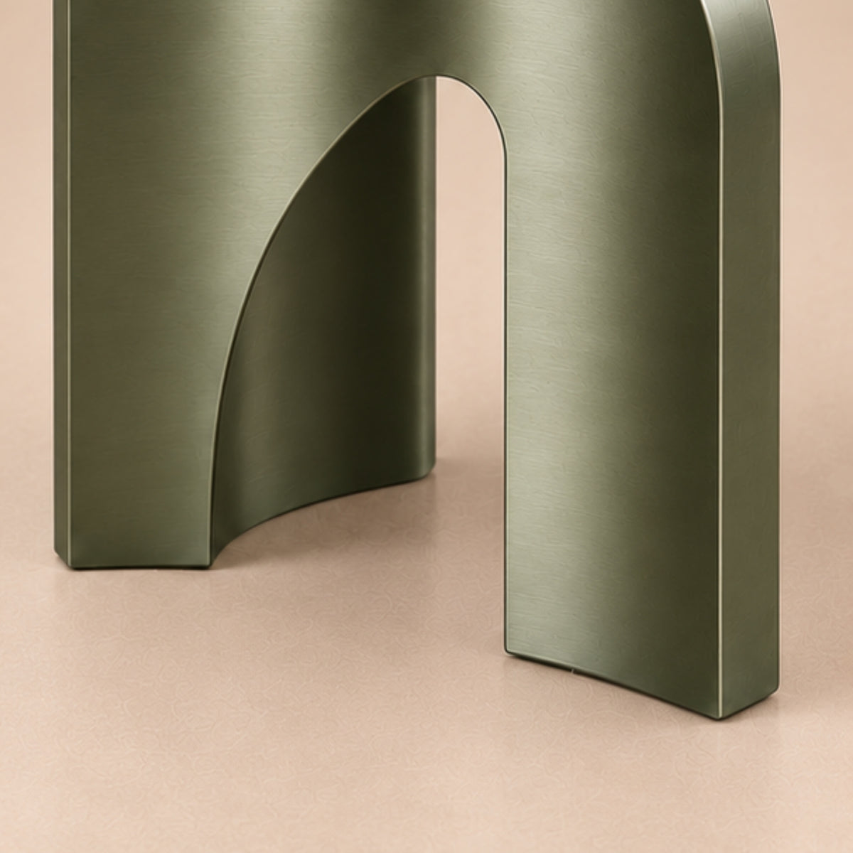 SCULPTURAL SIDE TABLE