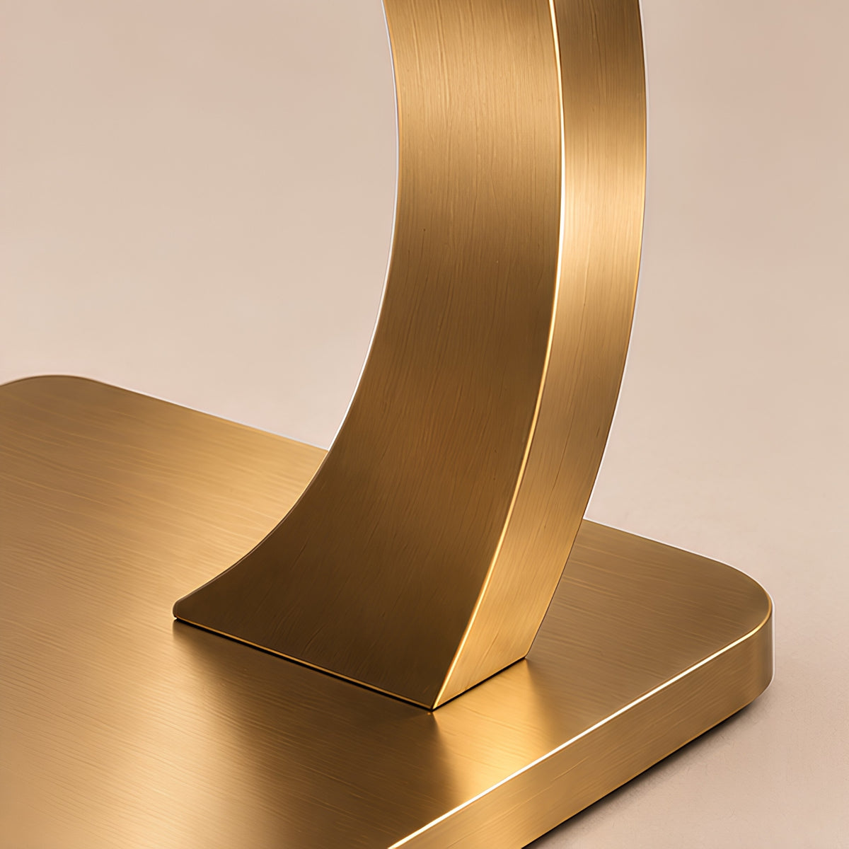 C-SHAPE SIDE TABLE