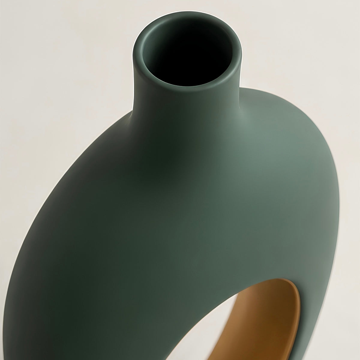 CUTOUT METAL VASE SET
