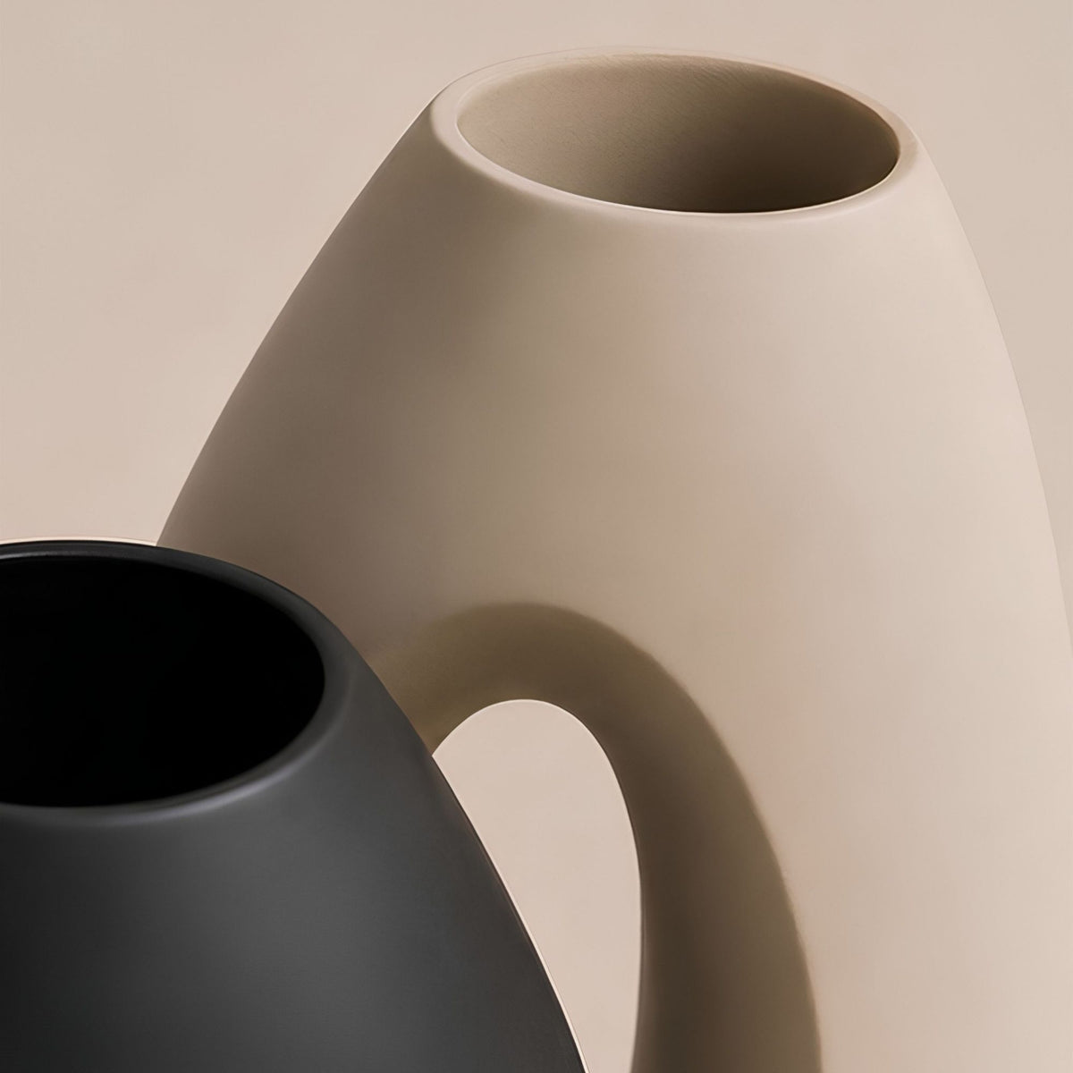 ABSTRACT CUTOUT VASE SET