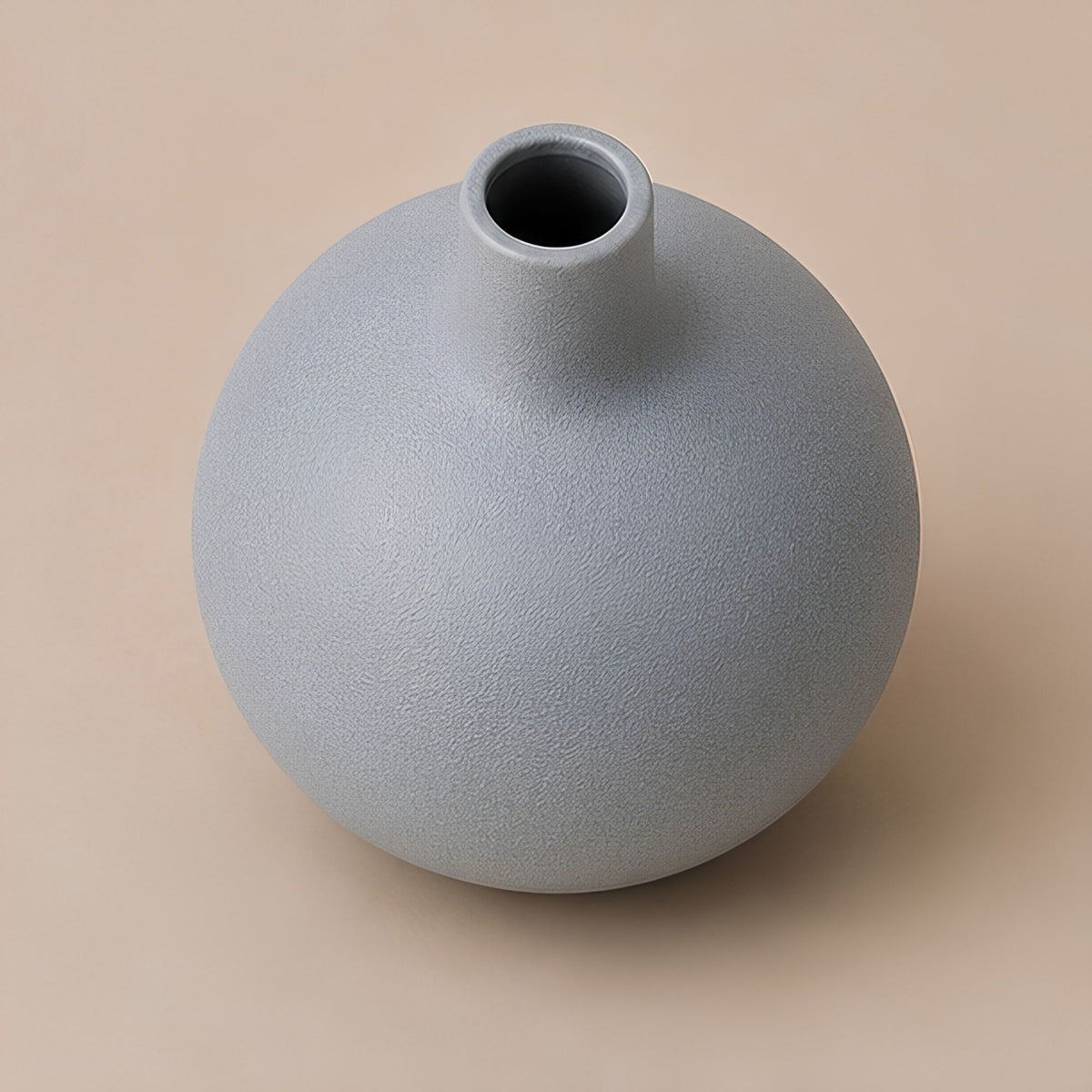 ROUND NECK DECORATIVE VASE