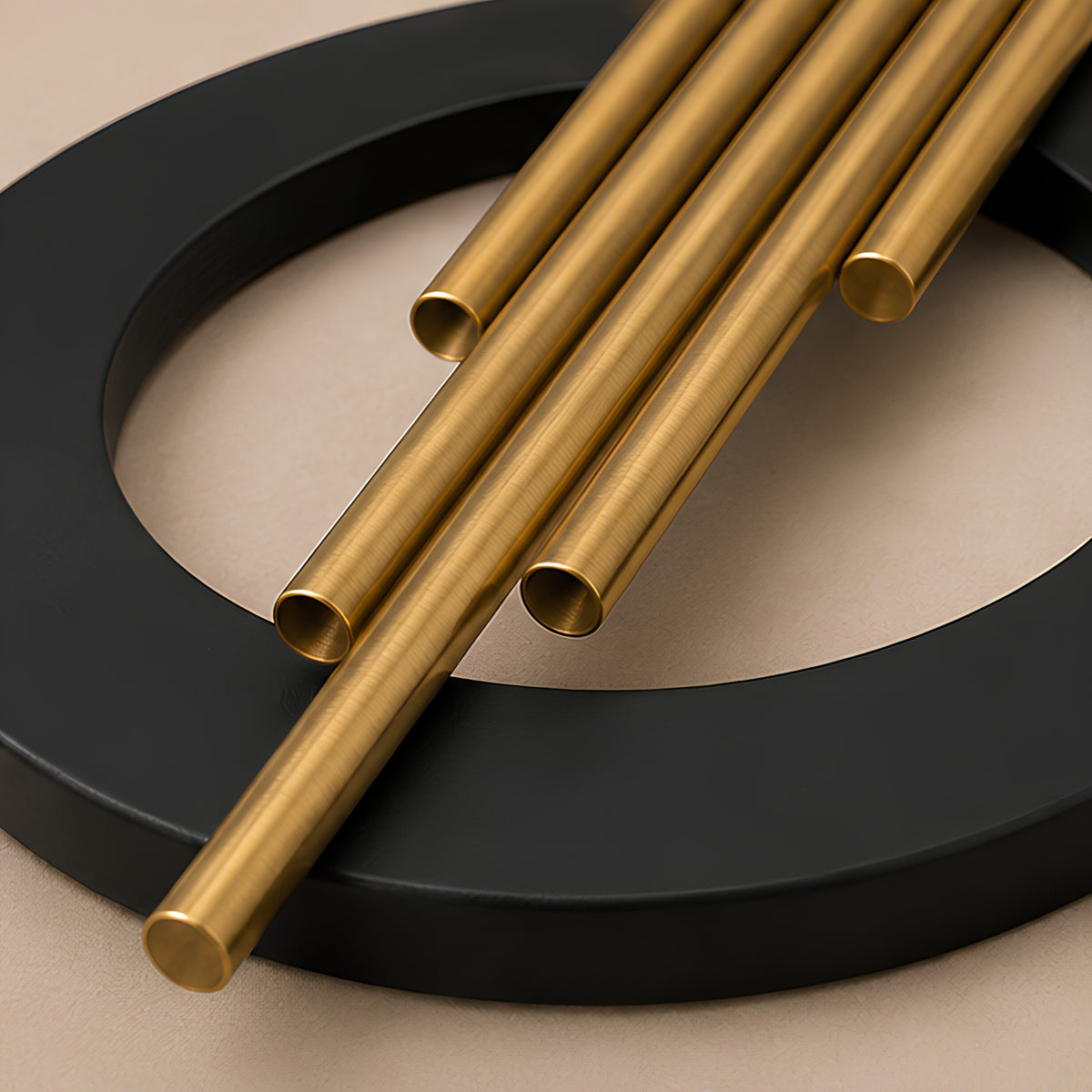 MODERN CIRCULAR WALL DECOR