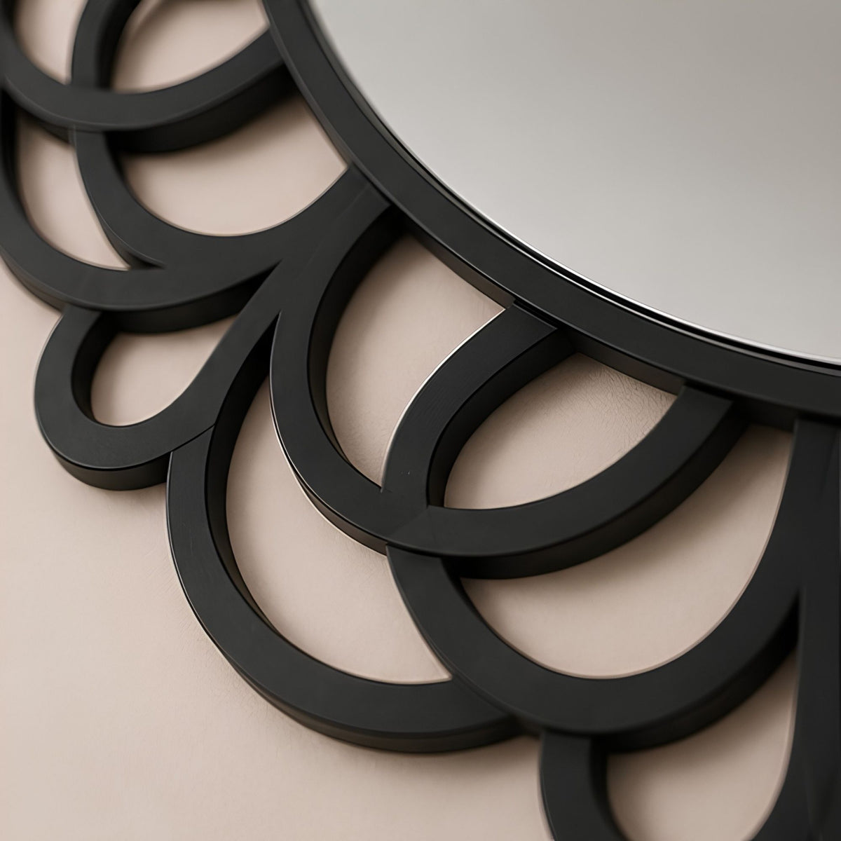 ORNATE PETAL FRAME WALL MIRROR